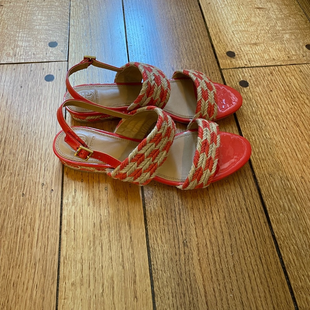 Tory Burch Lola Flat Sandals size 9.5 - Picture 2 of 7